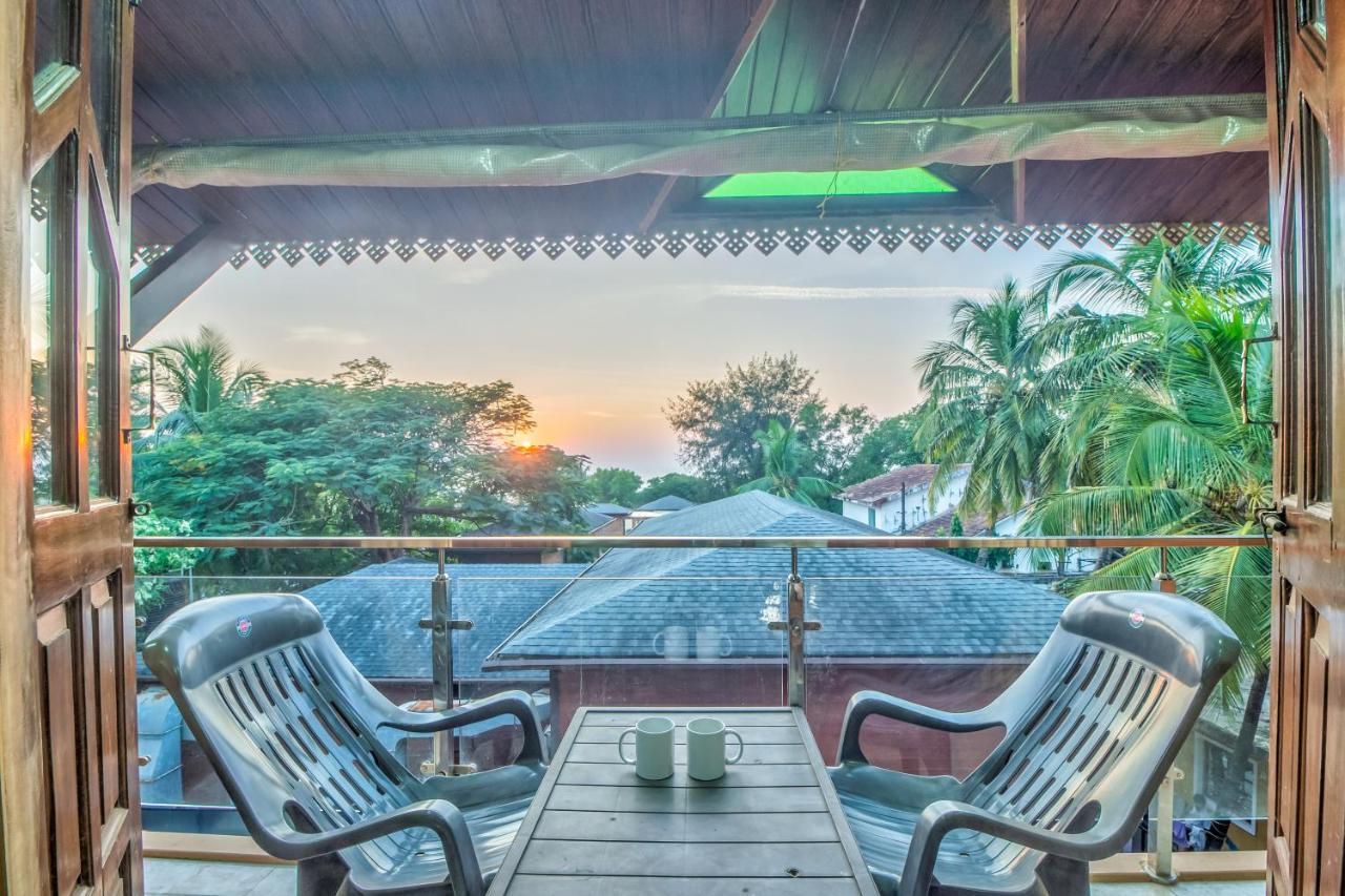 The Village Beach Resort Baga Exterior foto